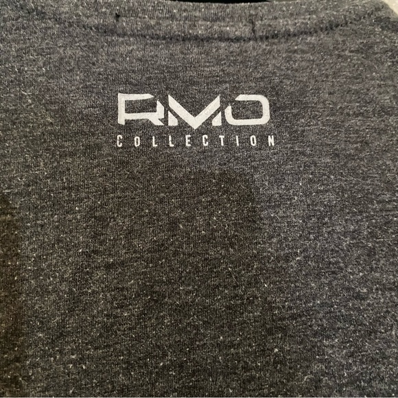 RMO Men’s color block tee shirt SZ S GUC, with leaf pattern nice - Picture 4 of 6